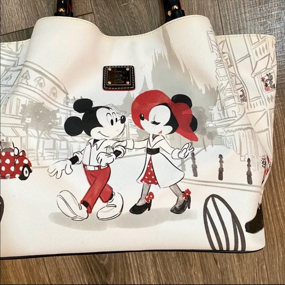 NWOT Dooney Disney Minnie & Mickey in Paris Flynn - Picture 9 of 11